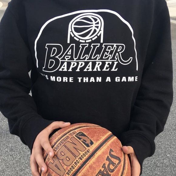Baller apparel   Black.  Sweater. All genders - Picture 1 of 3